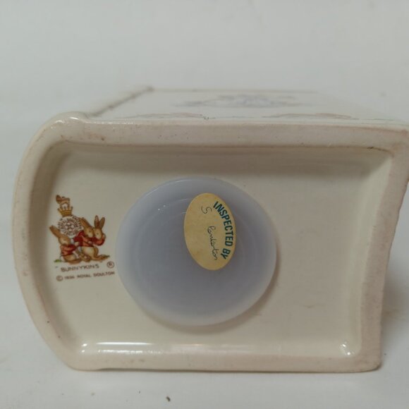 Bunnykins Royal Doulton Child's COIN SAVINGS BANK Peter Rabbit Book w/ Box - Picture 8 of 16